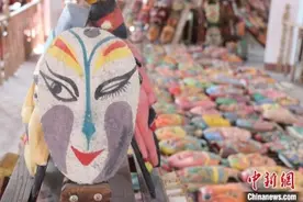 无效化妆？看看八千件“西北傩”的“妆后”复古气质「组图」图片