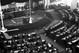 彭波、施诚：新中国是如何突破贸易封锁的？图片