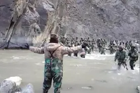 武器装备都“活不长”，却把近半兵力集中于此！印度到底想在边境上干什么？图片