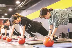 辟谣丨不吃早餐、喝无糖饮料……春节之后忙减肥 先来看看这份减肥辟谣宝典图片
