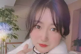 东北女孩爱上常德“钵钵菜”，留在湖南过年，视频连线陪妈妈吃团圆饭图片