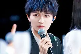 周深的嗓子里住了几个人？图片