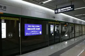 太神奇了！实拍解惑：原来地铁是这样“掉头”的……图片