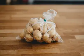 一课译词：微不足道图片