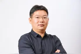 携程机票、商旅、财务三部门高管换血，熊星成首任轮值COO图片