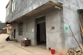 网红“小马云”被送回老家后续：开学后继续在村里上学，民政局将其全家纳入低保图片