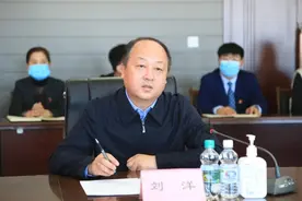 五大连池风景区管委会与黑河农村商业银行建立战略合作关系 签约授信10亿元图片