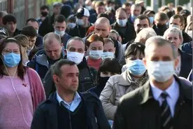 全球单日新确诊逾38万人 世卫组织给出新冠疫情结束时间图片