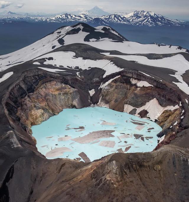 世界最深的洼地(世界最深的洼地是什么)-第5张图片