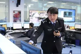 听到这个消息，女民警冲队长大喊：“我不去！”图片