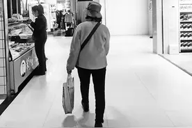 “限塑令”带来啥变化？昆明大多数商超药店停用不可降解塑料袋图片