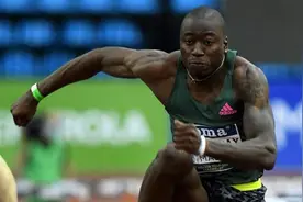 7.29秒！霍洛威打破尘封27年田径世界纪录视频封面