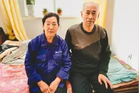 夫妻俩坚守道口十余载保一方平安图片