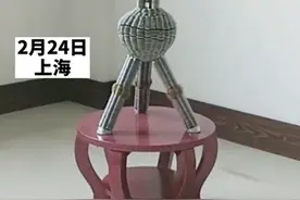 大叔用硬币造出上海地标大楼，家中常备八九万枚硬币图片
