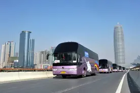 2月27日，黄帝千古情景区、银基国际旅游度假区旅游直通车开通图片