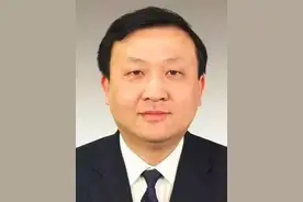 华源、顾军、姚凯、于福林分任上海市发改委、商委、住建委、交通委主任图片