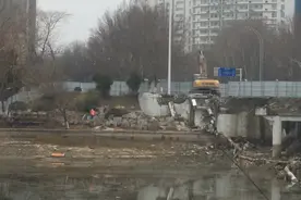 潍坊健康街白浪河桥南半幅拆除已经过半图片