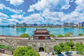 “李焕英”身后那座城，原来有那么多惨烈感人故事图片