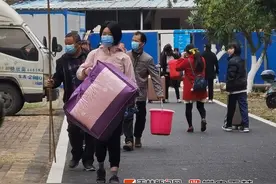 玉林市中小学校开学图片