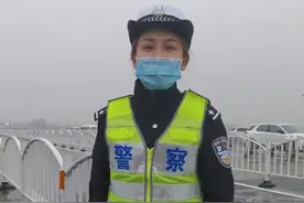 京南普降小雨，路面湿滑有薄雾，京港澳高速进京涿州站通行顺畅视频封面