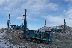 专访山河智能董事长何清华：推崇精耕细作的内涵式增长图片