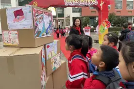 连环画、儿歌、成人礼…… 衢州这几所学校把红色基因烙在青少年心坎上图片