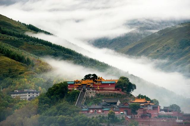 这篇长文，把“诗与远方”说透了