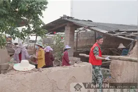 荔浦：积极推进“三清三拆”工作，携手共建美丽乡村图片