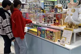 疯狂购买盲盒背后有何心理机制？专家揭秘图片