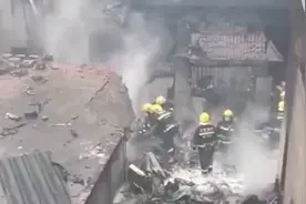 壹现场丨直升机执行人工降雨时坠落民房 有关部门有回应图片