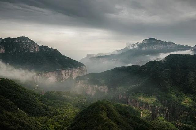 这篇长文，把“诗与远方”说透了