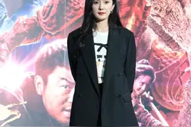 初春的第一件西装外套，安排上图片