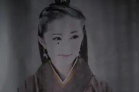王昭君：皇后在昭君的画像上点颗泪痣，昭君未见皇上就被打入冷宫视频封面