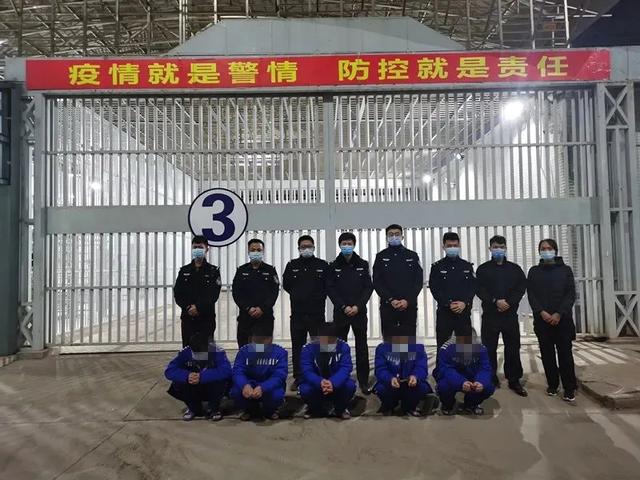一个人在外地住宾馆，警察蜀黍劝你好自为之