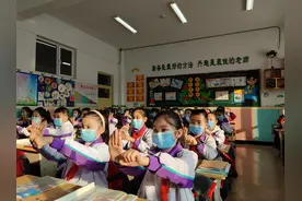 米东区：花式“开学第一课”，掀开多彩新学期图片