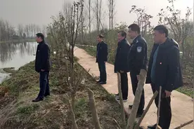 南阳市官庄工区开展巡河调研工作图片