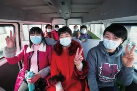 “阿姨”和春天一起来了图片