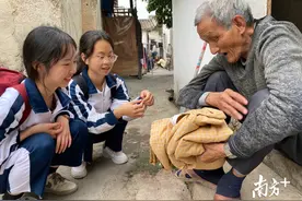 一场持续十三年的爱心接力图片