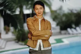 张曼玉96年戛纳写真曝光 神采奕奕清纯率真图片