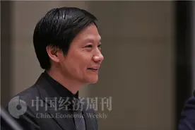 全国人大代表雷军：智能制造大而不强，要扭转“大脑”受制于人的局面图片