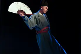 在舞台上重写诗词：致《一蓑烟雨》编导白爱莲图片