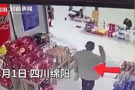 男子超市走路“一瘸一拐”引注意 民警一查裤裆藏肉达5斤图片