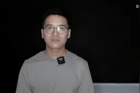 电梯球“反物理”？为何突然下坠？听清华物理系周睿教授科普👍视频封面