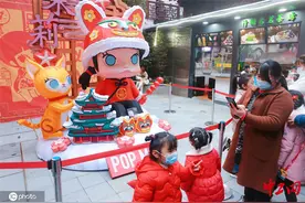 潮玩盲盒品牌泡泡玛特市值攀升迅速图片