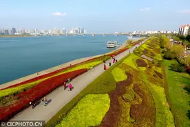湖北襄阳：多彩汉江岸图片