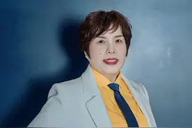 福建奋安铝业有限公司总裁黄秀华：架起“连心桥”当好“娘家人”图片