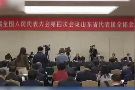 谭旭光揭秘潍柴成绩单背后“引才过万”：科技创新十年磨一剑！视频封面