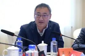 全国政协委员吴浩：坚持医防融合的同时，推进健康老龄化图片