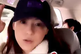 张柏芝带3个儿子到上海 陪开赛车打台球互动欢乐图片