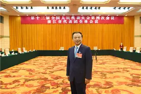 全国人大代表、天能控股董事长张天任：建议电动车也要驾照，违规扣分图片